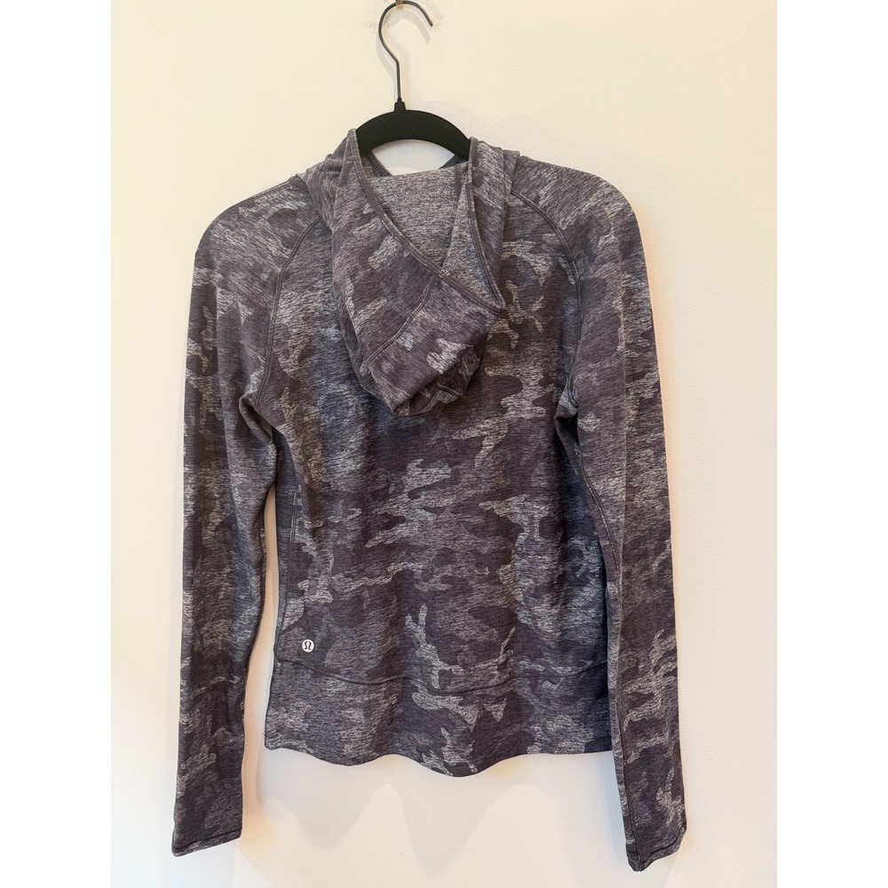 Women Size 6 Lululemon hoodie On Repeat Rulu Incognito Camo HTR Black pattern - Picture 3 of 4